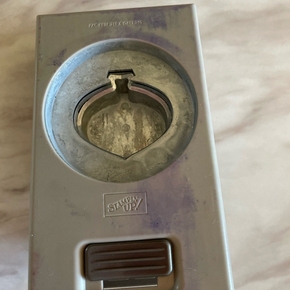 STAMPIN UP CHRISTMAS ORNAMENT PUNCH - Picture 9 of 9